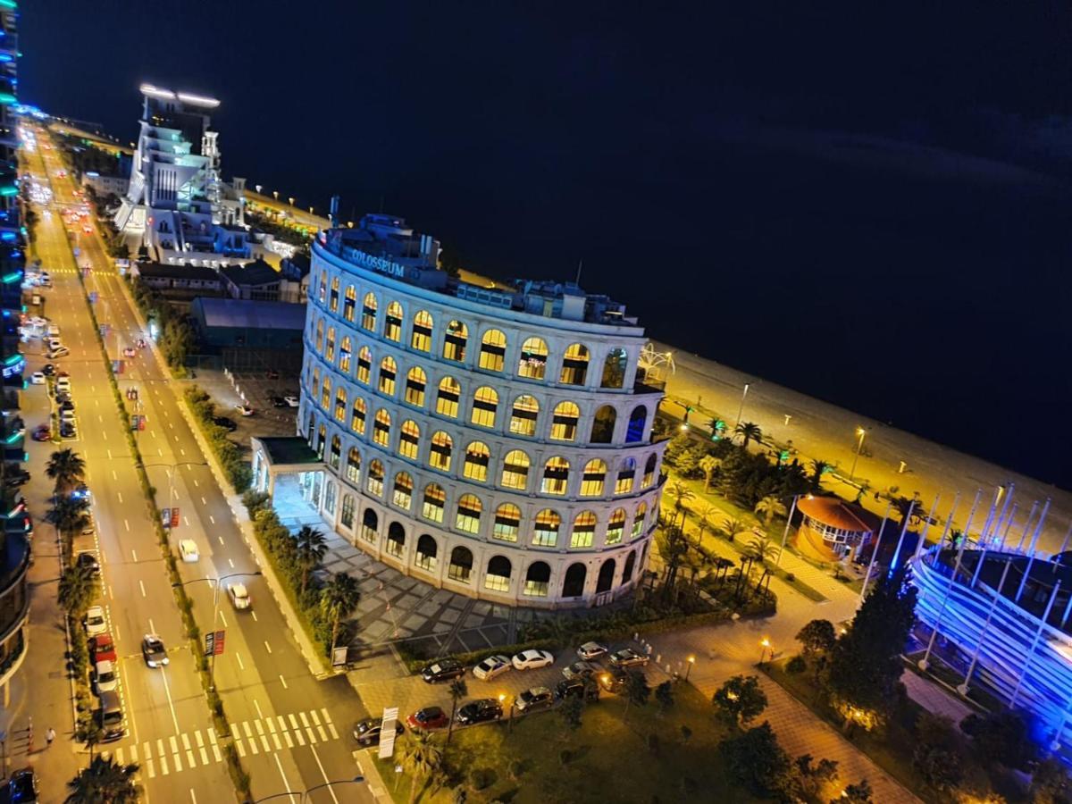 Luxury Apartments 巴统 外观 照片